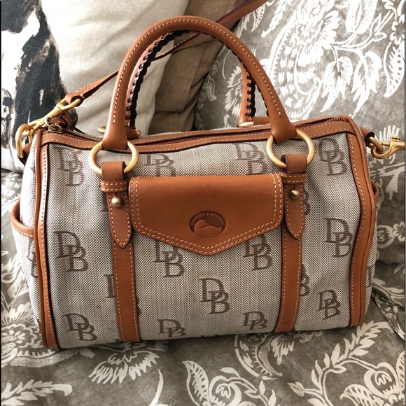 Dooney & Bourke Handbags - Dooney & Bourke Satchel Shoulder Bag